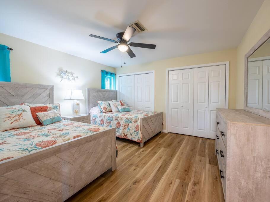 Englewood, Manasota Keys - 2 Bedroom Luxury Villa, Pool, Game Room, 6 Min To Beaches Next To Canal Exterior foto